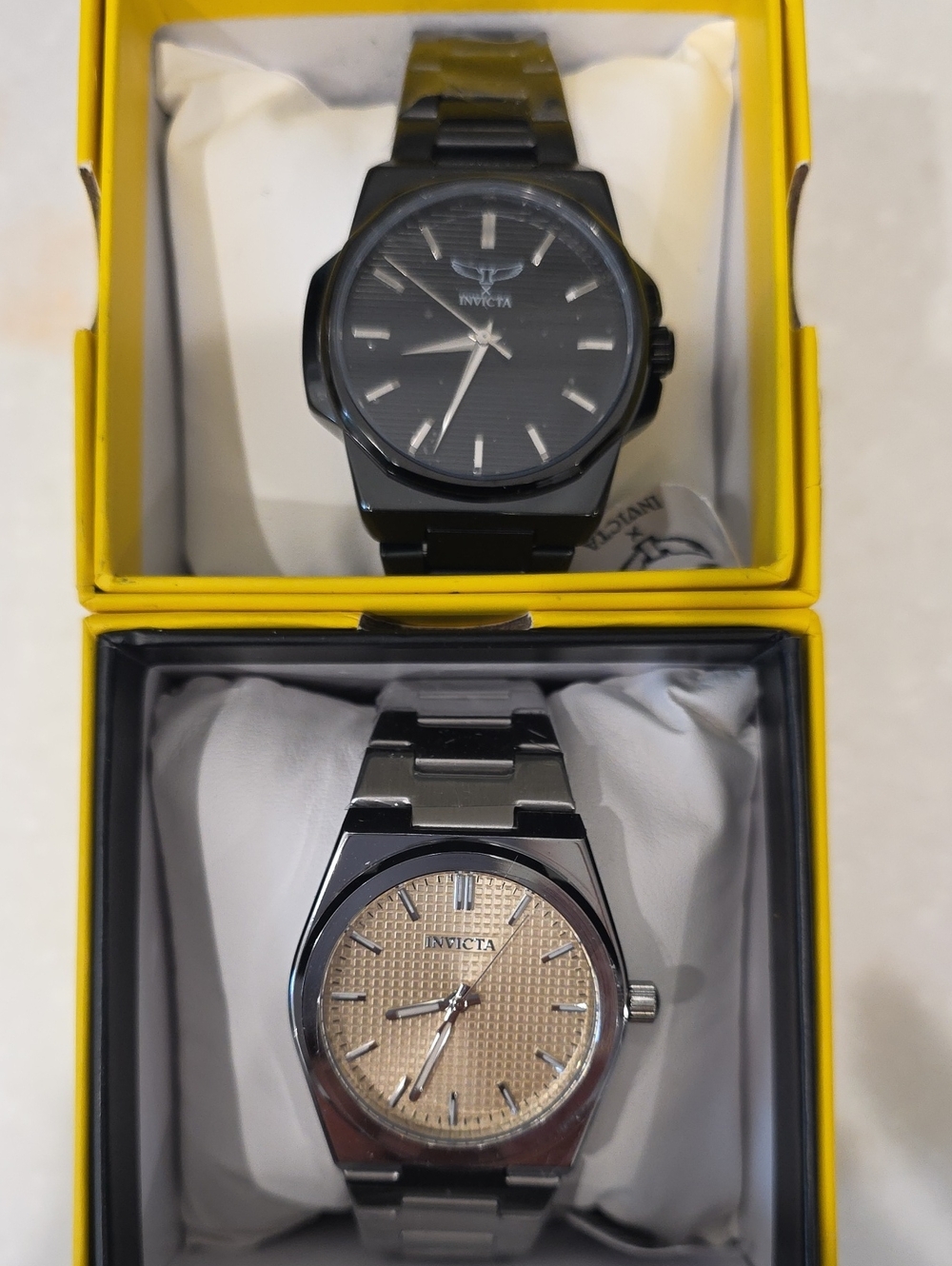 805. Pair Of Men's Invicta Watches